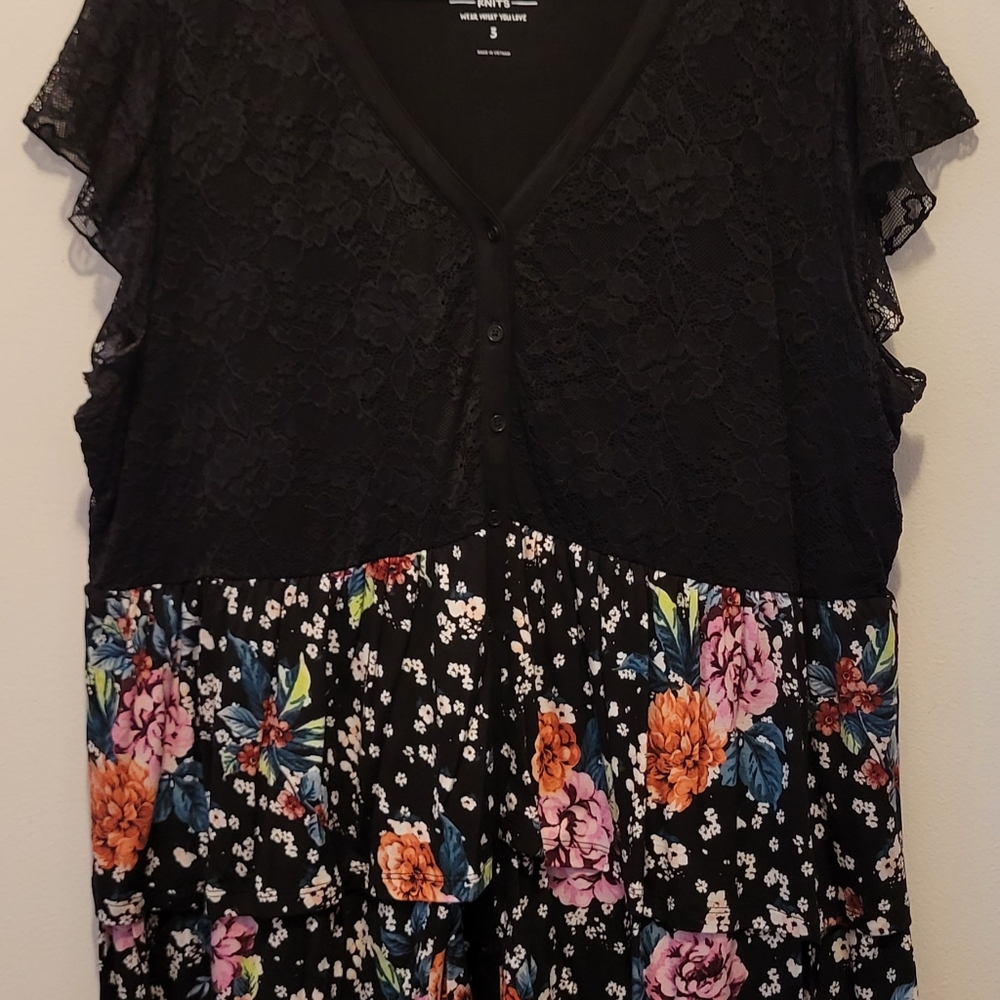 Floral and Lace Torrid Top